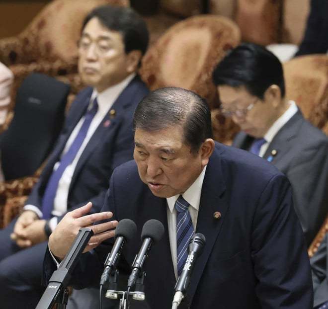 石破茂对特朗普关税发出“迄今最强烈警告”